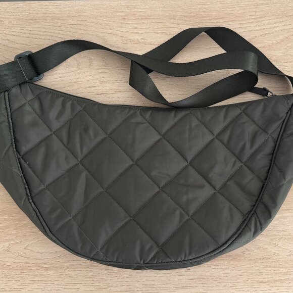 Uniqlo Round Shoulder Quilted Mini Bag - Olive - Picture 2 of 5
